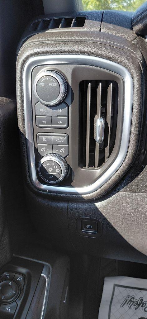 GMC Sierra 1500 Denali Crew Cab 4WD 2020