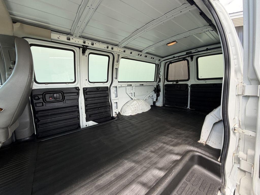 Chevrolet Express 3500 Cargo 2012