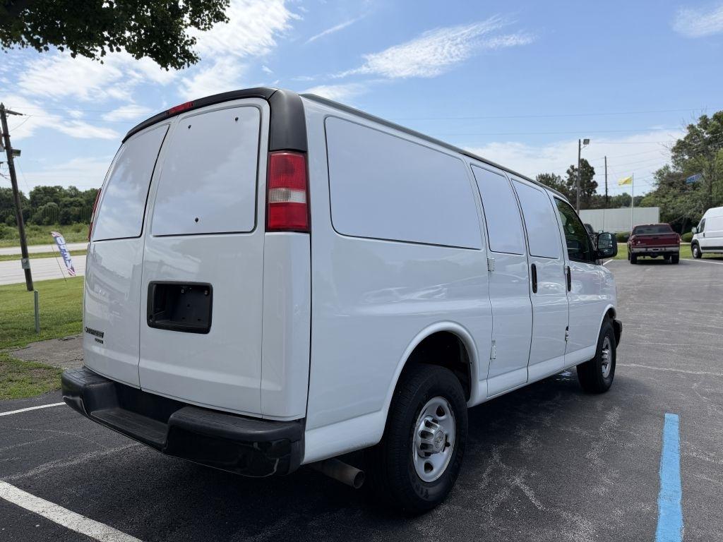 Chevrolet Express 3500 Cargo 2012