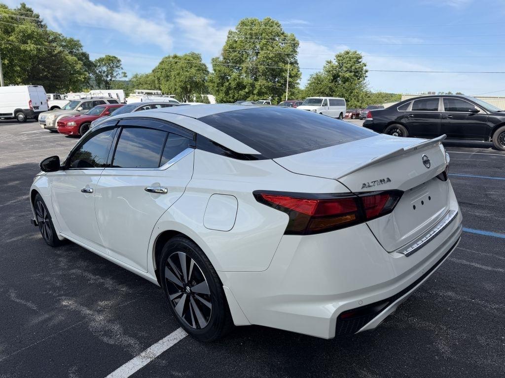 Nissan Altima 2.5 SL 2021