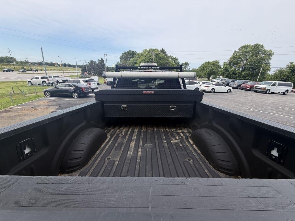Ford F-350 SD Platinum Crew Cab Long Box 4WD 2022