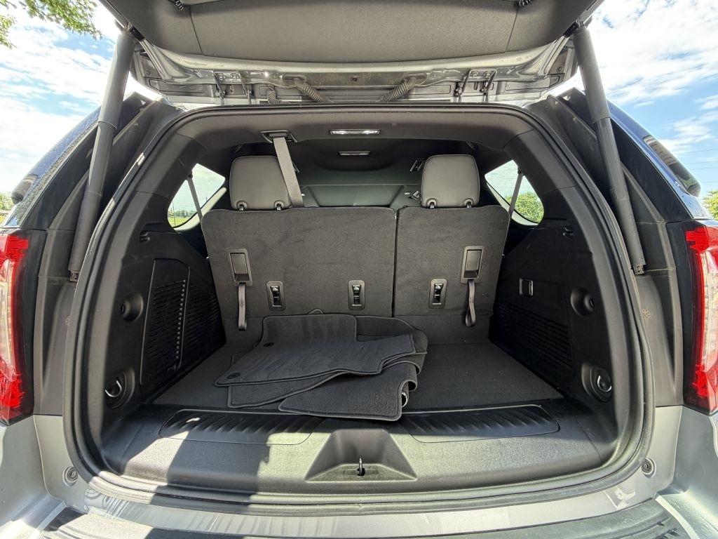 GMC Yukon SLT 4WD 2023