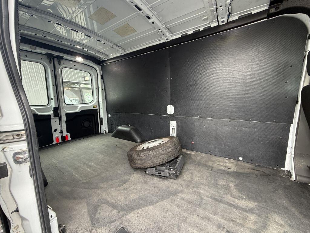 Ford Transit 250 Van Med. Roof w/Sliding Pass. 148-in. WB 2020