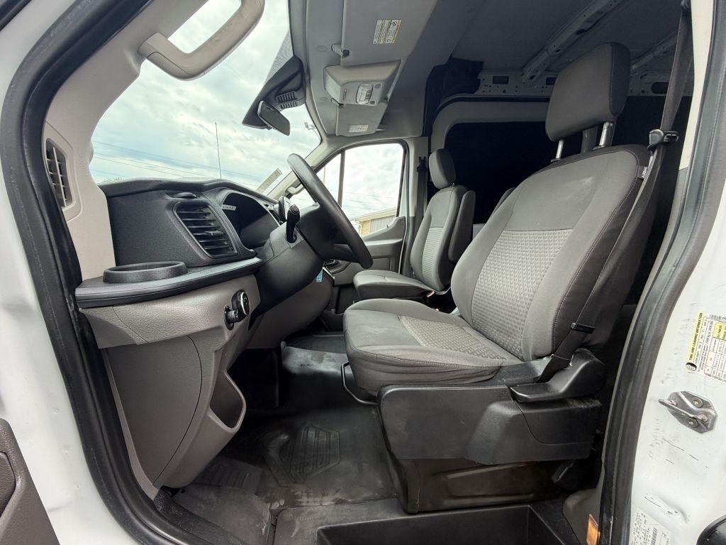 Ford Transit 250 Van Med. Roof w/Sliding Pass. 148-in. WB 2020