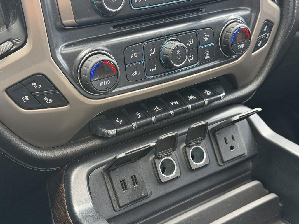 GMC Sierra 1500 Denali Crew Cab Long Box 4WD 2017