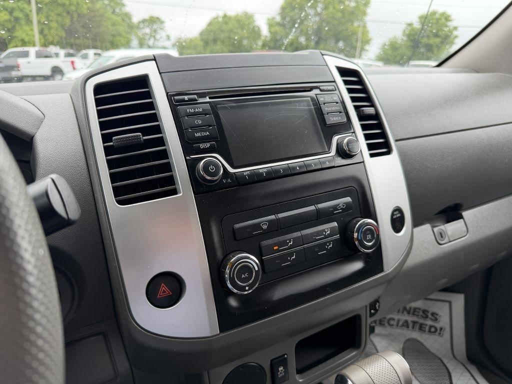 Nissan Frontier S King Cab I4 5MT 2WD 2017