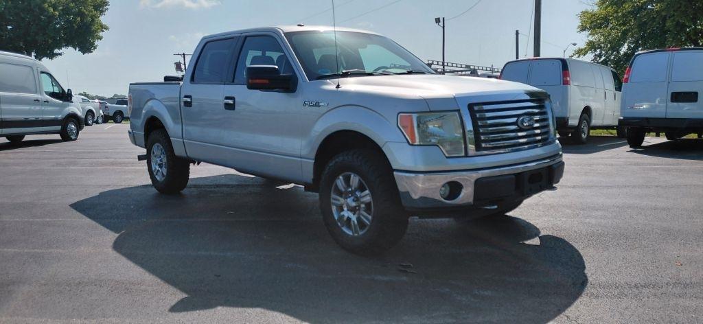 Ford F-150 XL SuperCrew 5.5-ft. Bed 4WD 2010