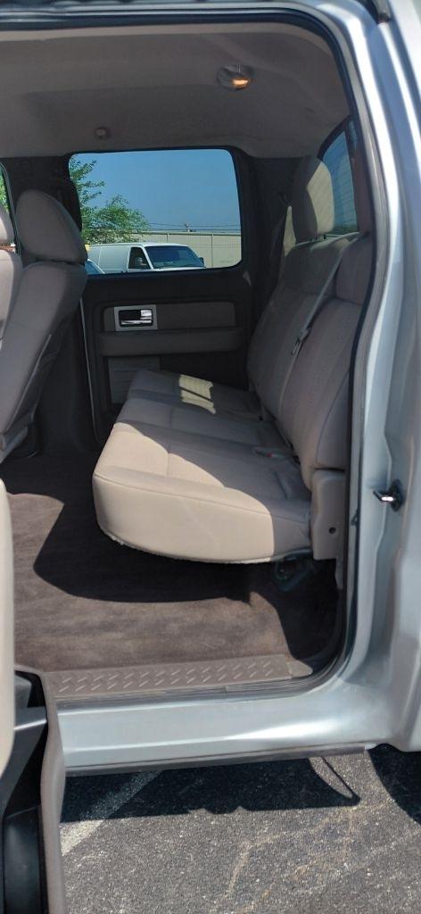 Ford F-150 XL SuperCrew 5.5-ft. Bed 4WD 2010