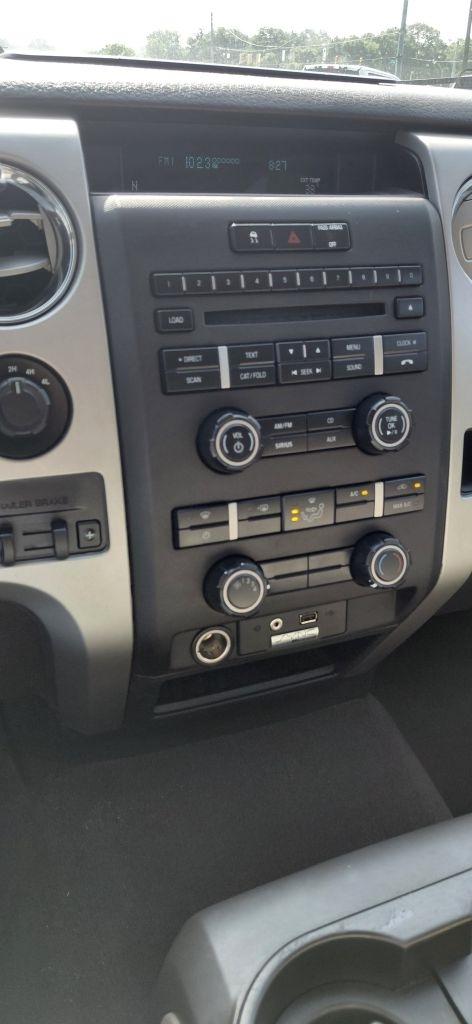 Ford F-150 XL SuperCrew 5.5-ft. Bed 4WD 2010