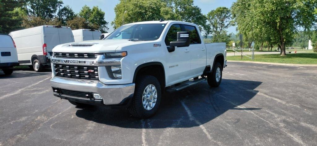 Chevrolet Silverado 2500HD LT Crew Cab Long Box 4WD 2023