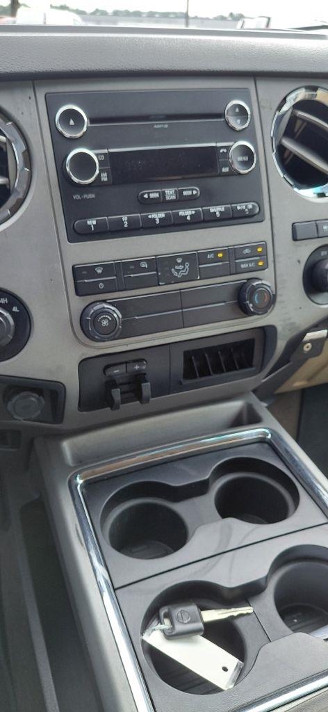Ford F-350 SD King Ranch Crew Cab 4WD 2015