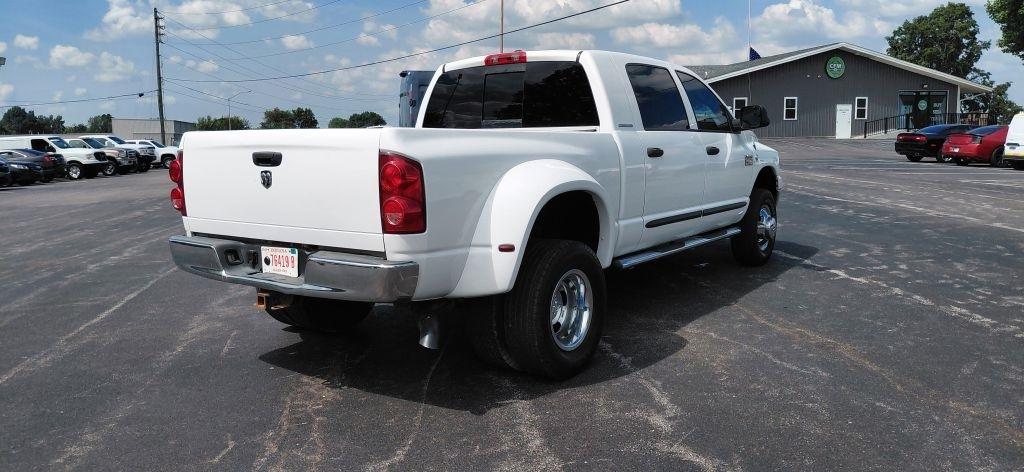 Dodge Ram 3500 SLT Mega Cab 4WD DRW 2007