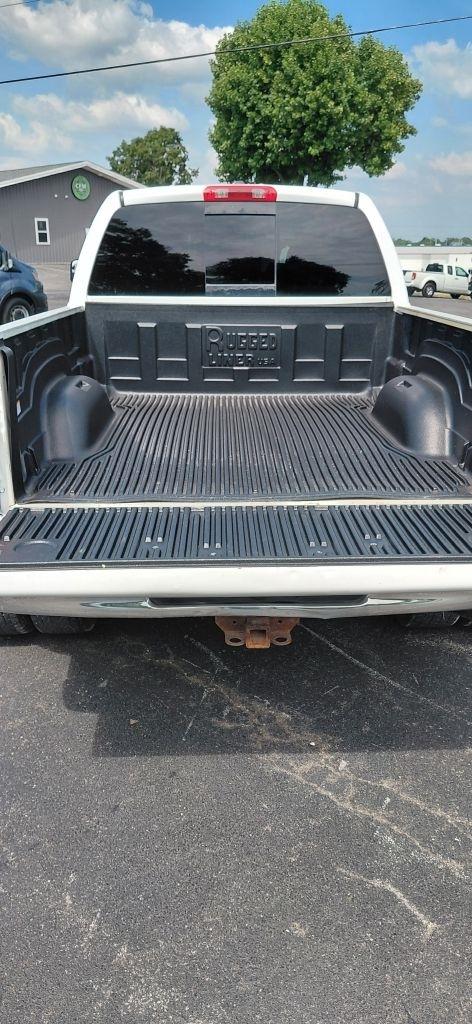 Dodge Ram 3500 SLT Mega Cab 4WD DRW 2007