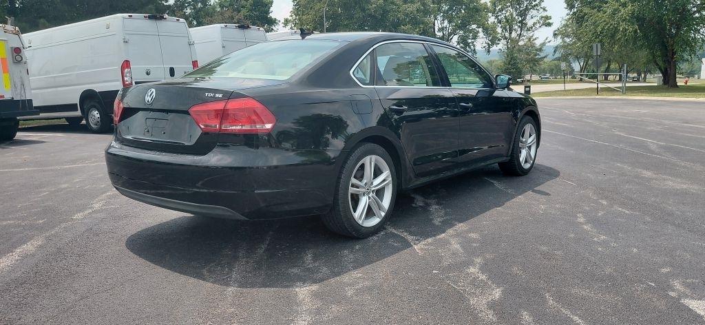 Volkswagen Passat 2.0L TDI SE AT 2014