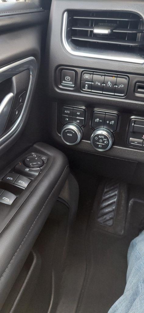 GMC Yukon XL SLE 4WD 2022