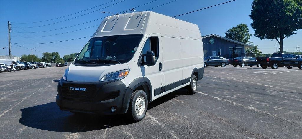RAM Promaster 3500 Super High Roof 2023