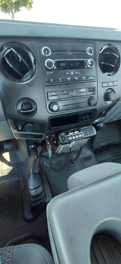 Ford F-250 SD XL SuperCab 4WD 2011