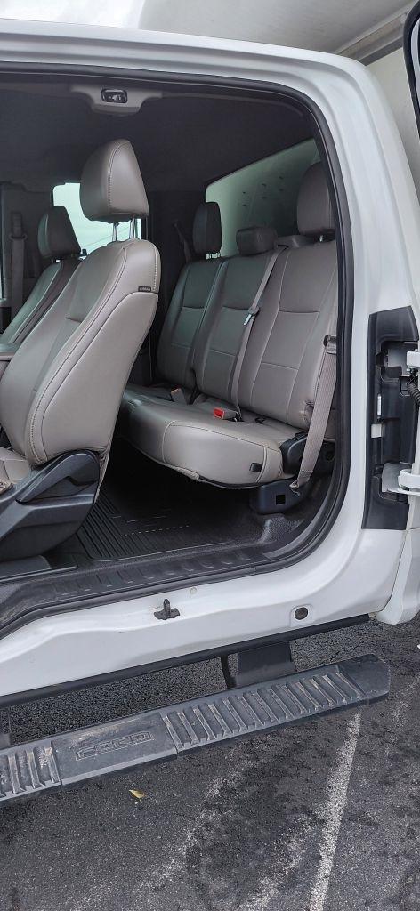 Ford F-450 SD SuperCab DRW 2WD 2019