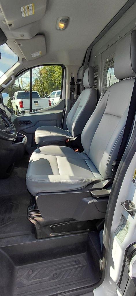 Ford Transit 150 Van Low Roof w/Sliding Pass. 130-in. WB 2016