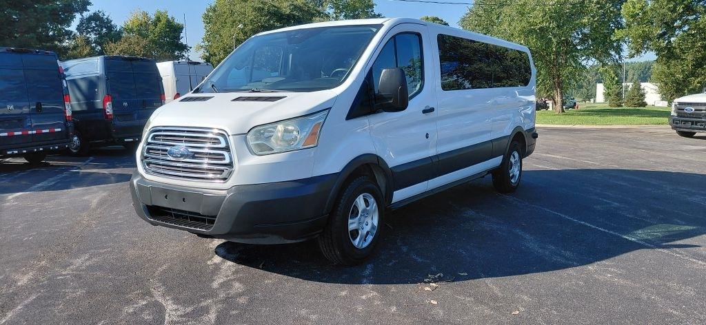 Ford Transit 350 Wagon Low Roof XL 60/40 Pass. 148-in. WB 2015