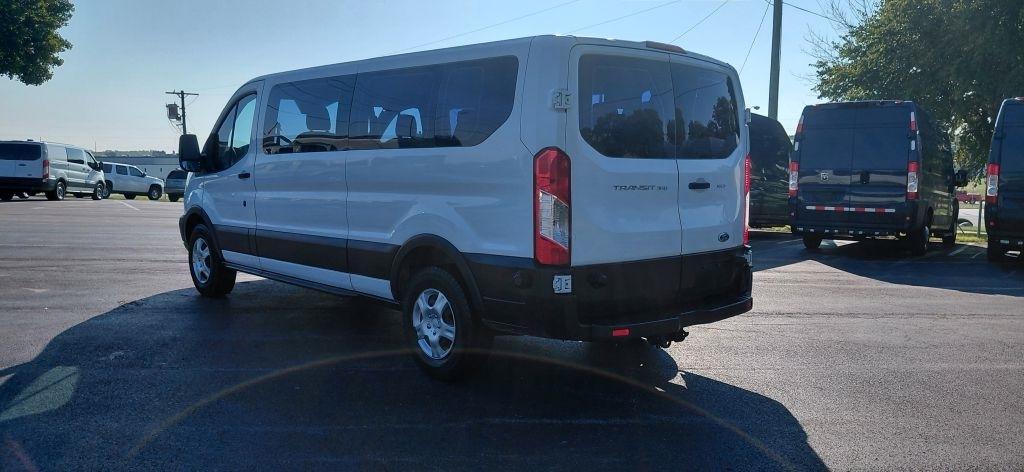 Ford Transit 350 Wagon Low Roof XL 60/40 Pass. 148-in. WB 2015