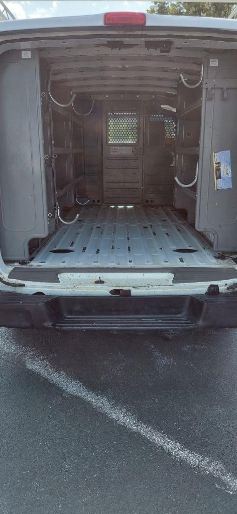 Nissan NV Cargo 1500 S 2016