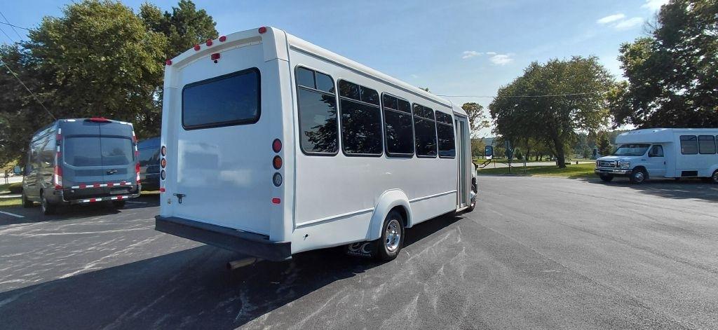 Ford Econoline E350 2019