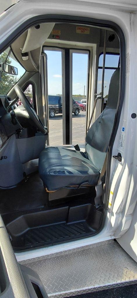 Ford Econoline E350 2019