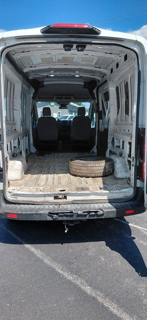 Ford Transit 250 Van Med. Roof w/Sliding Pass. 148-in. WB 2019