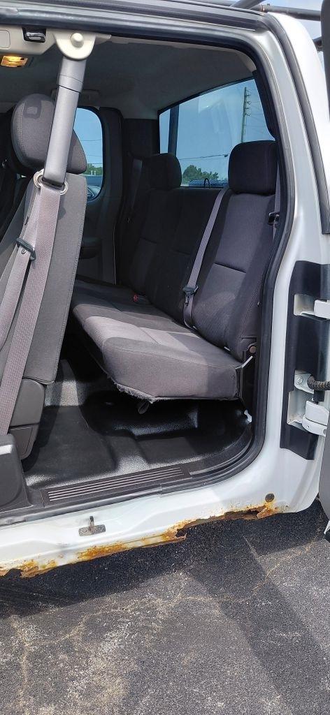 Chevrolet Silverado 1500 Work Truck Ext. Cab 4WD 2011