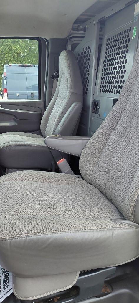 Chevrolet Express 2500 Cargo 2009