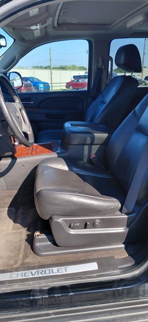 Chevrolet Avalanche LTZ 4WD 2013