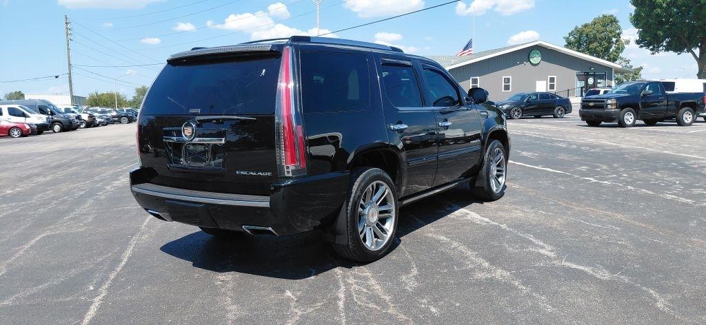 Cadillac Escalade AWD Premium 2013