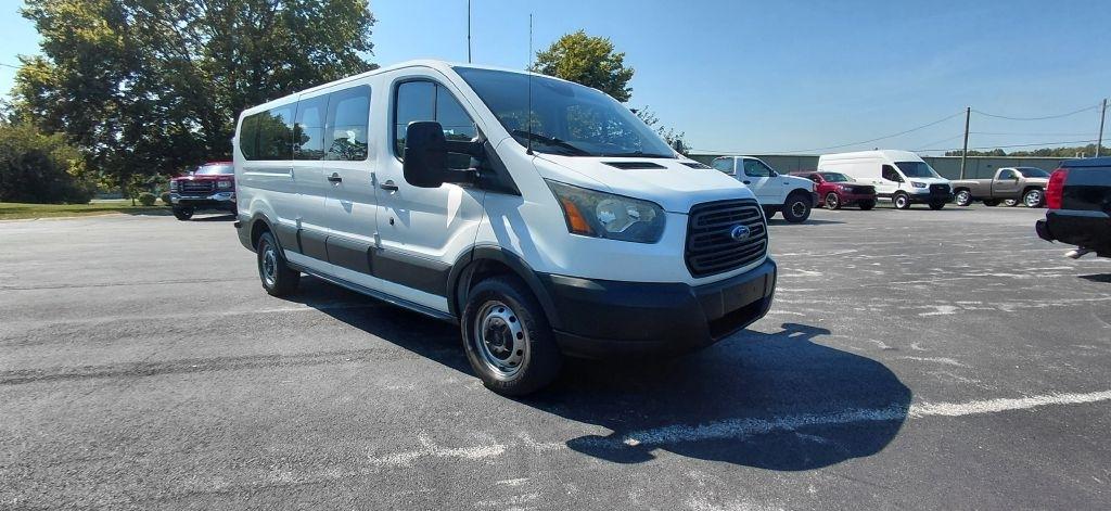 Ford Transit 350 Wagon Low Roof XL 60/40 Pass. 148-in. WB 2017