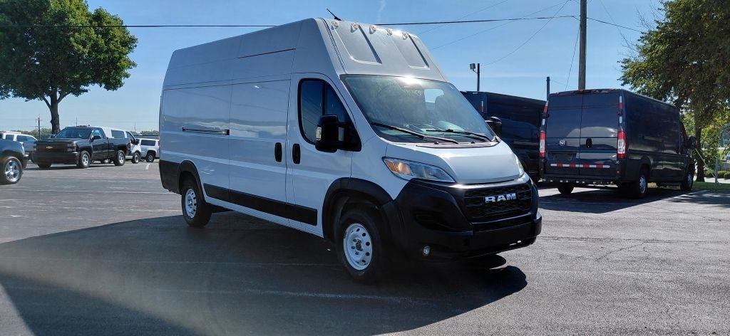 RAM Promaster 3500 Super High Roof 2023