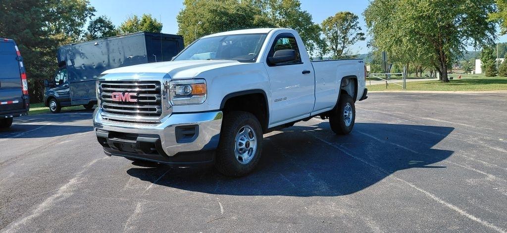 GMC Sierra 2500HD Base Long Box 4WD 2015