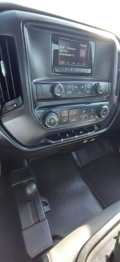 GMC Sierra 2500HD Base Long Box 4WD 2015
