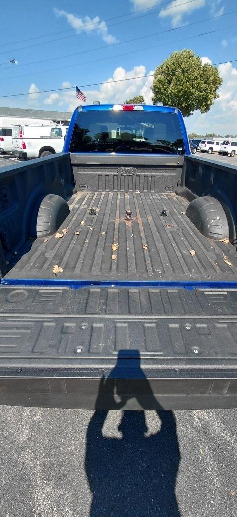 Ford F-350 SD XL Crew Cab Long Bed DRW 4WD 2026