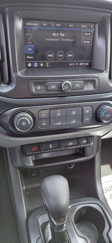 Chevrolet Colorado Work Truck Crew Cab Short Box 4WD 2022