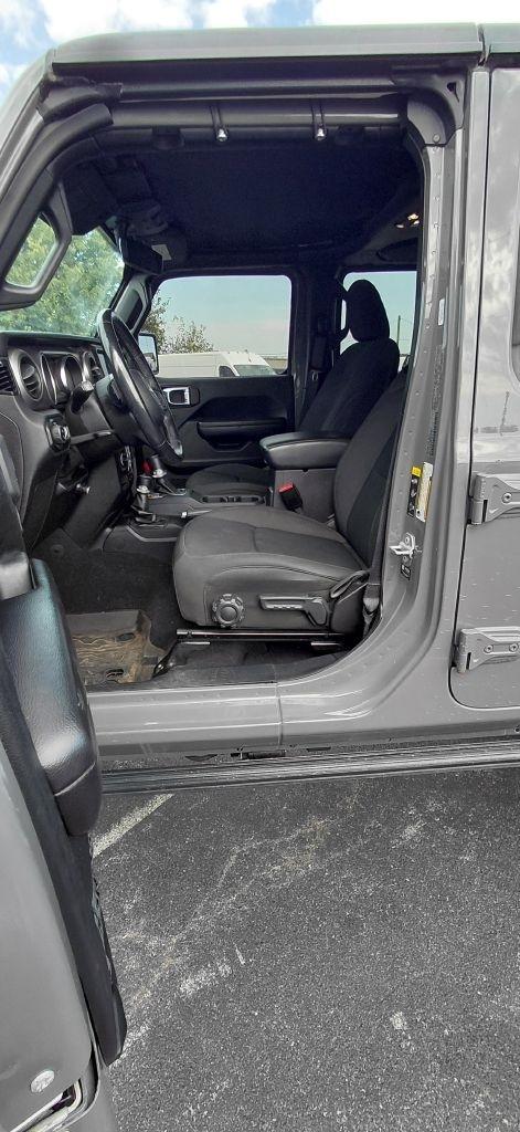 Jeep Gladiator Sport 2021
