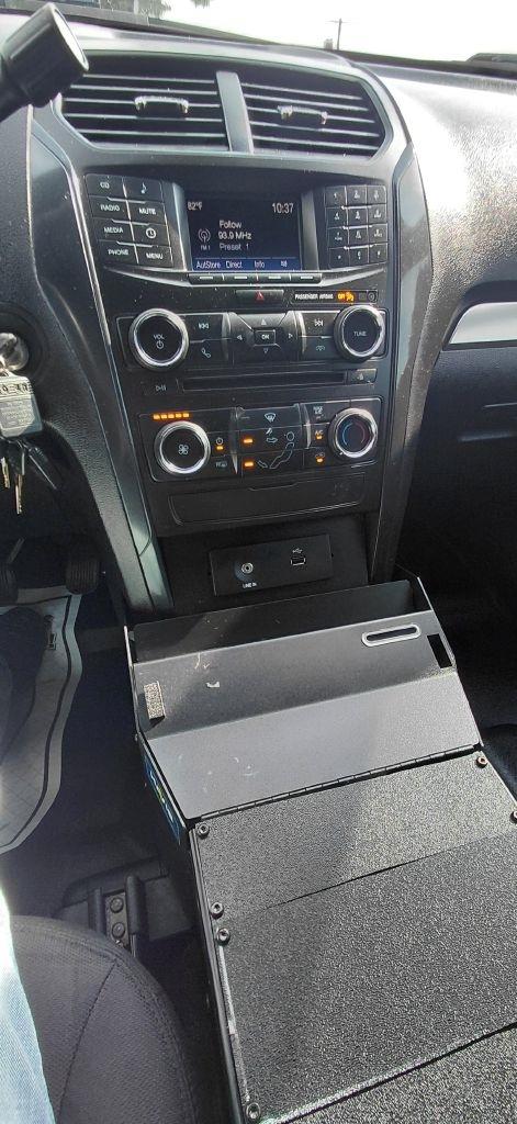 Ford Explorer Police 4WD 2017