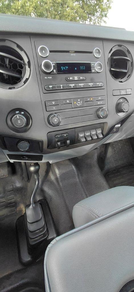 Ford F-250 SD XL SuperCab 4WD 2016