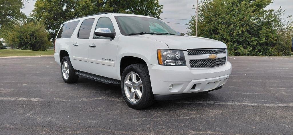 Chevrolet Suburban LS 1500 4WD 2008