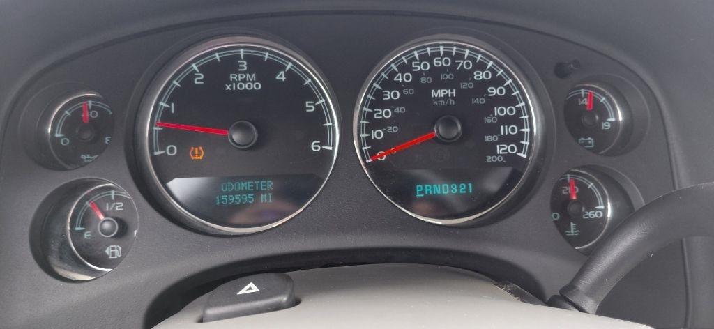 Chevrolet Suburban LS 1500 4WD 2008