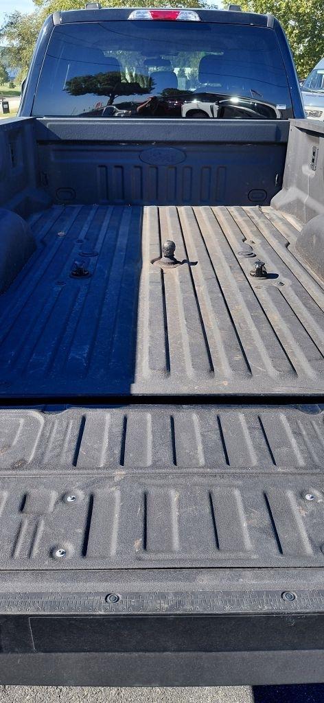 Ford F-350 SD XL Crew Cab Long Bed DRW 4WD 2026