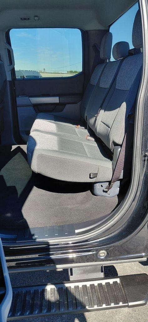 Ford F-350 SD XL Crew Cab Long Bed DRW 4WD 2026