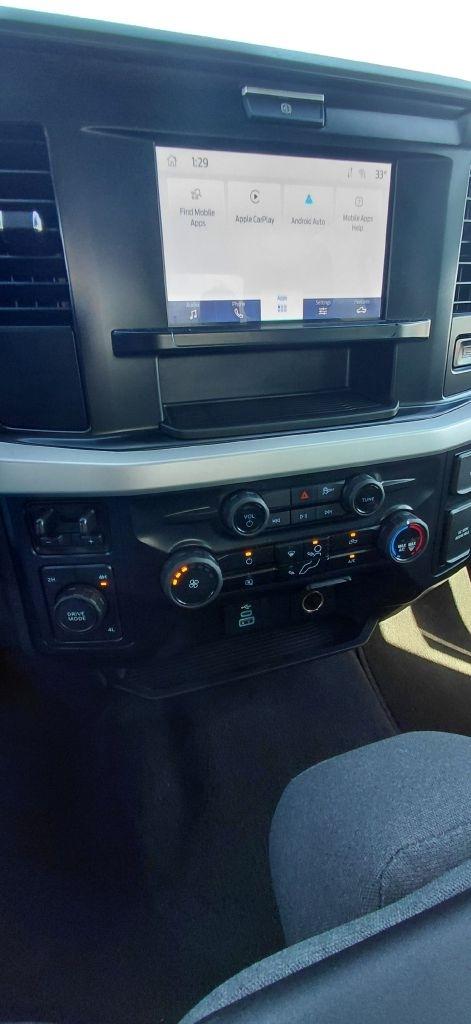 Ford F-350 SD XL Crew Cab Long Bed DRW 4WD 2025