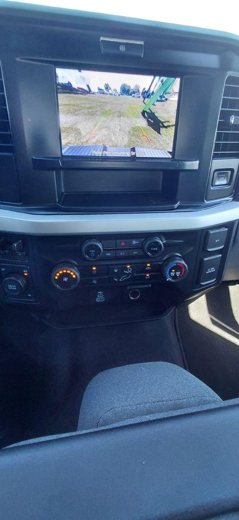 Ford F-350 SD XL Crew Cab Long Bed DRW 4WD 2025