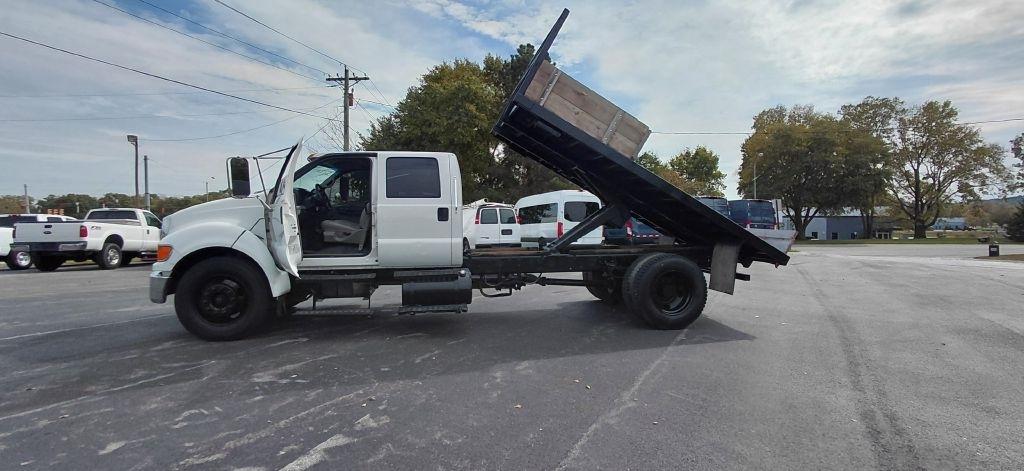 Ford F-650 Crew Cab 2WD DRW 2007
