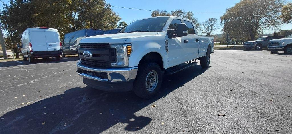 Ford F-350 SD Platinum Crew Cab 4WD 2019